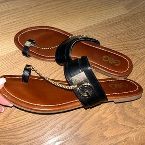 Womens Guess black and gold sandals size 8 Excellent pre owned condition